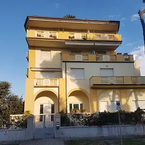  Appartamento Vittoria Marina Di